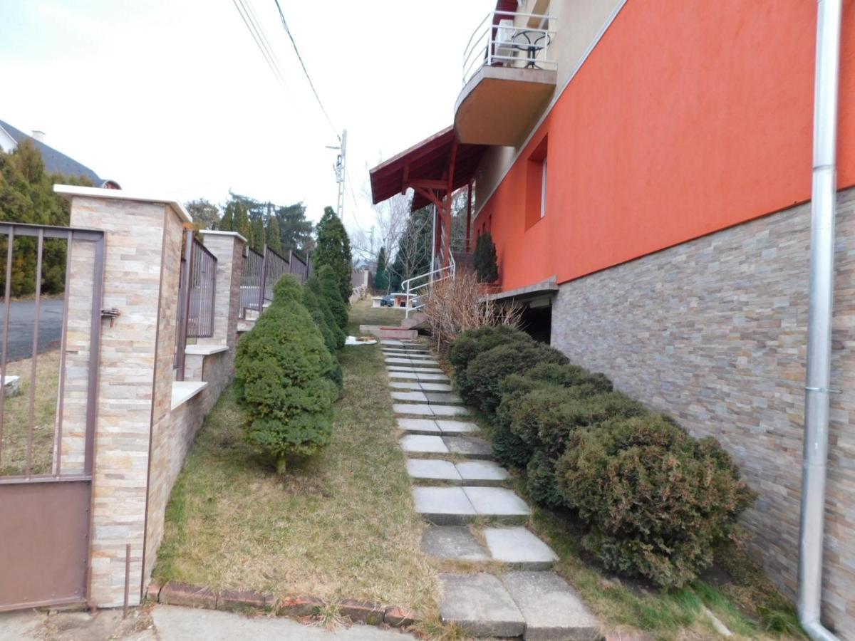 Eden Vendeghaz Hotel Miskolc Bagian luar foto