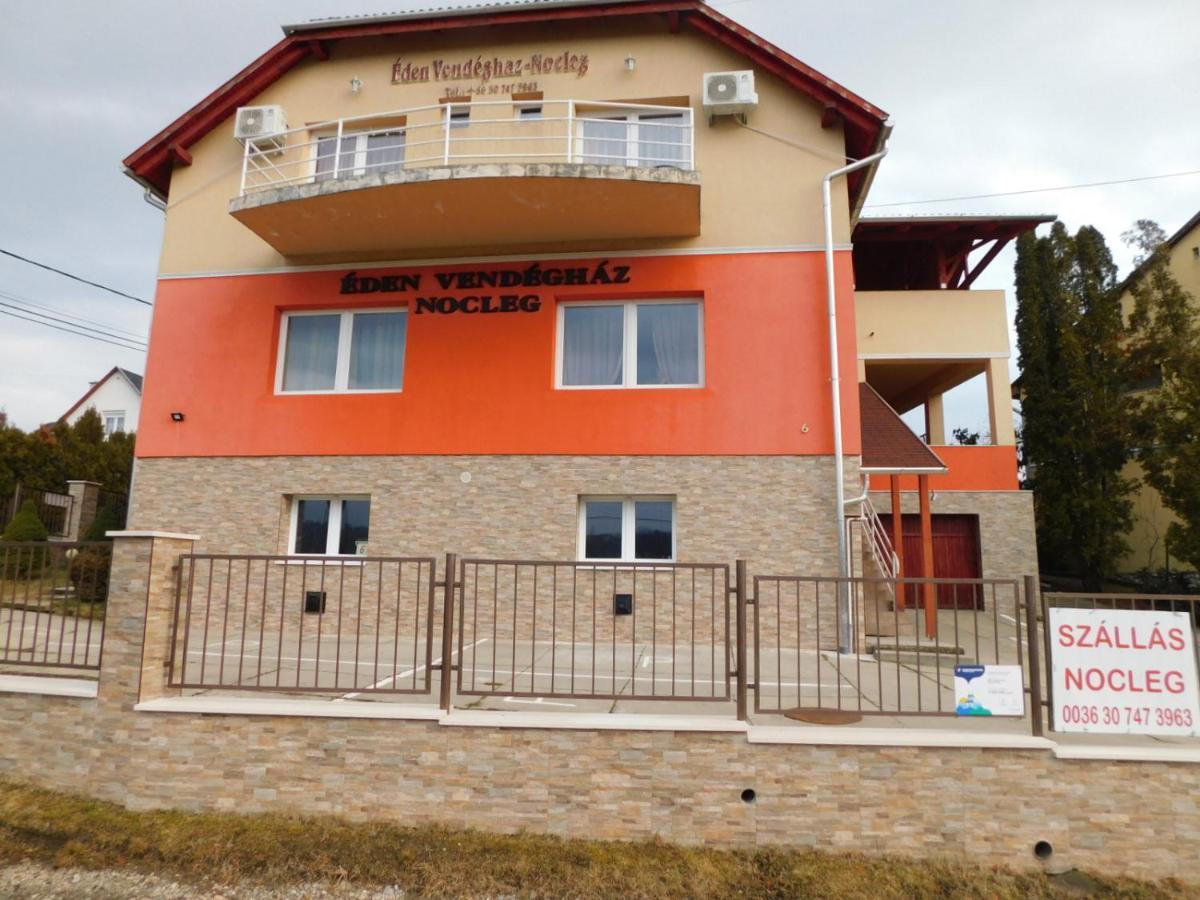 Eden Vendeghaz Hotel Miskolc Bagian luar foto