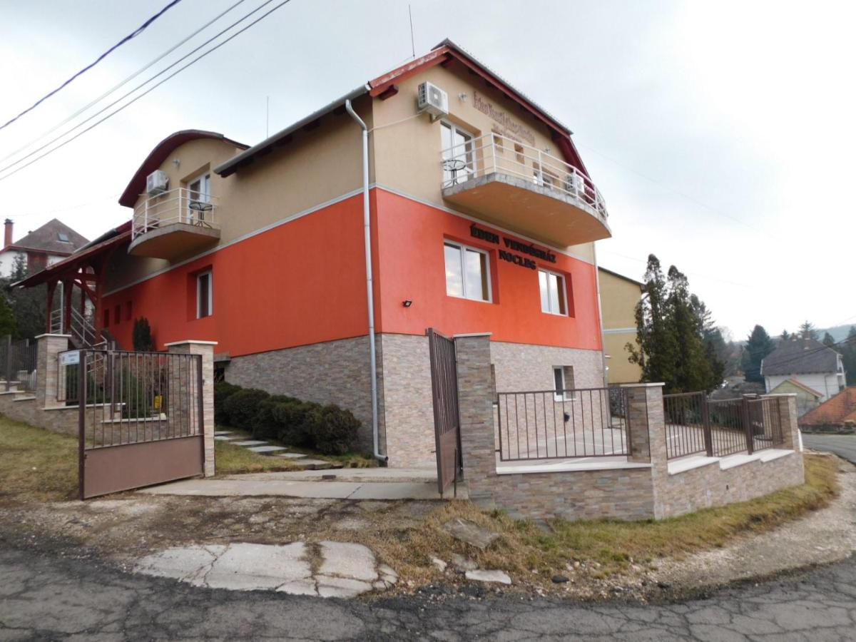 Eden Vendeghaz Hotel Miskolc Bagian luar foto