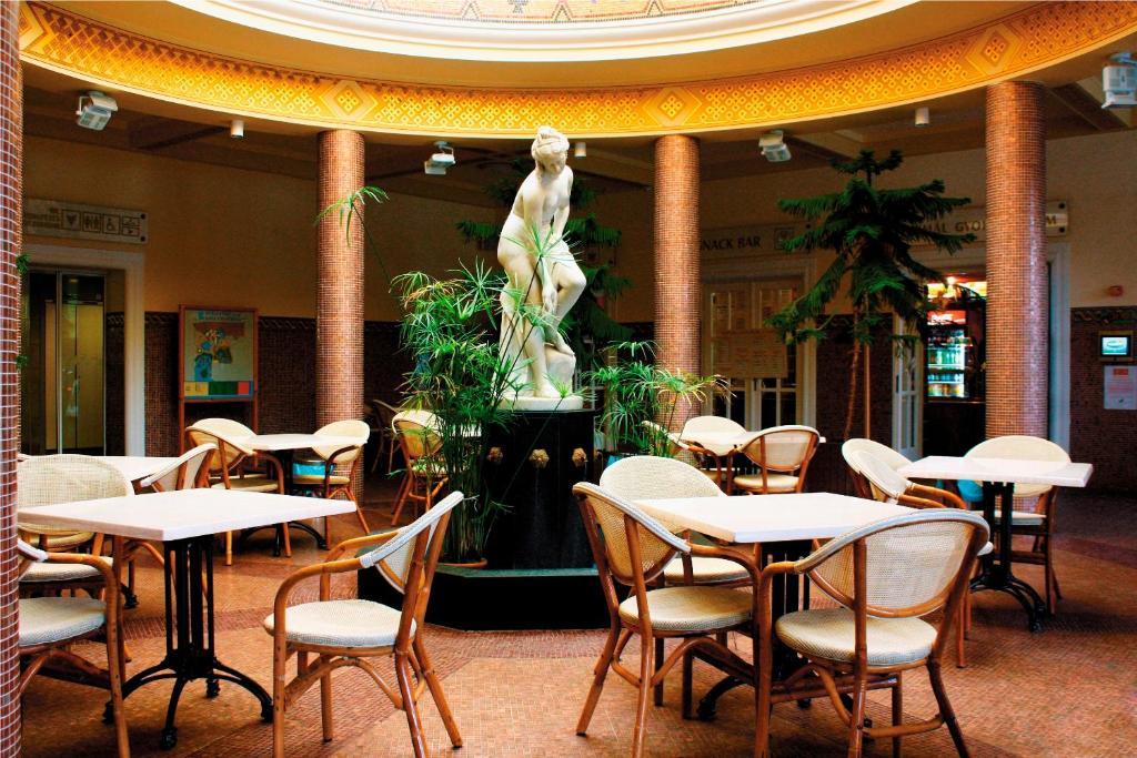 Eden Vendeghaz Hotel Miskolc Bagian luar foto