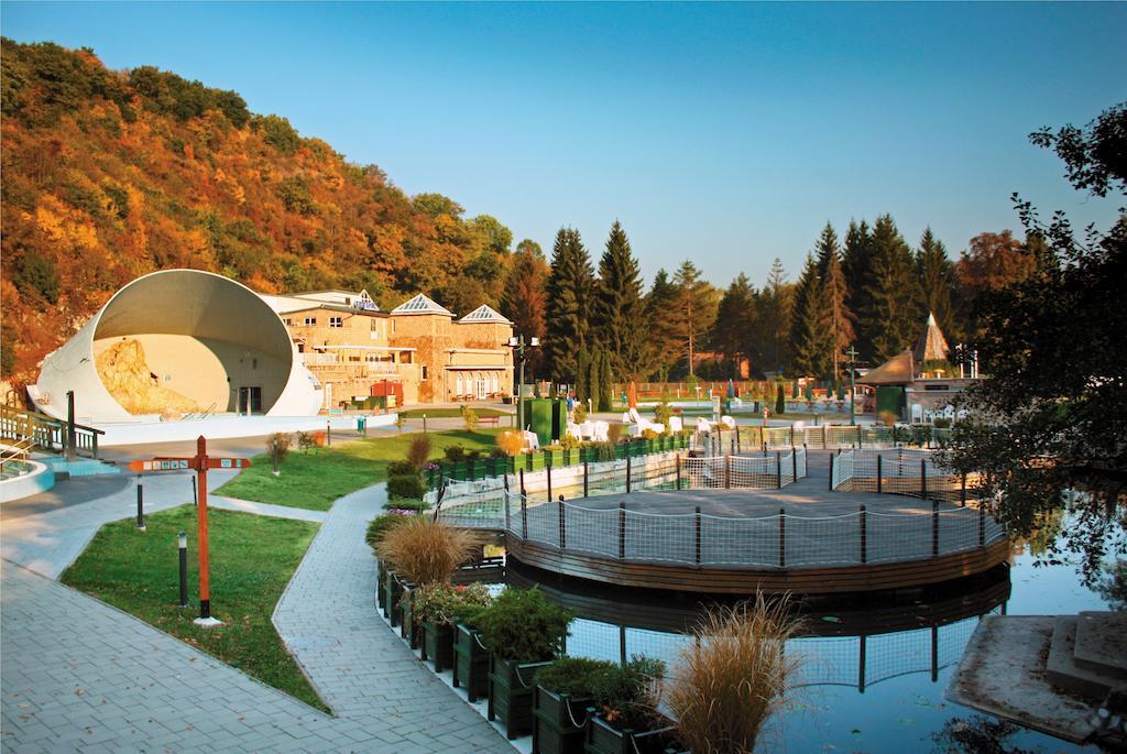 Eden Vendeghaz Hotel Miskolc Bagian luar foto